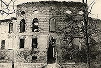 wierklaniec - Ruiny zamku w wierklacu na zdjciu z 1949 roku