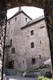 Zamek w Będzinie - Widok z bramy wjazdowej na dziedziniec, fot. ZeroJeden, VII 2000