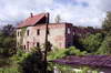 Zamek Janowiec w Bobrzanach - Widok od południowego-wschodu, fot. ZeroJeden, V 2004
