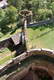 Zamek w Bolkowie - Widok z wieży na mur oddzielający podzamcza, fot. JAPCOK, IX 2003