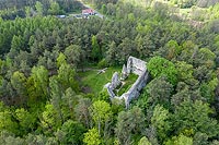 Zamek w Bydlinie - Widok z lotu ptaka, fot. ZeroJeden, V 2020