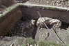 Zamek w Bytomiu - Przypuszczalne fragmenty murów zamku odkryte w 2004 roku na placu Grunwaldzkim, fot. ZeroJeden, IX 2004