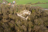 Zamek w Chrzelicach - Zdjęcie lotnicze, fot. ZeroJeden, IV 2021