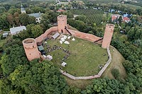 Zamek w Czersku - Zdjęcie z lotu ptaka, fot. ZeroJeden, VIII 2018
