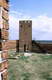 Zamek w Czersku - Wieża bramna od strony dziedzińca, fot. ZeroJeden, IX 2002