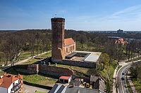 Zamek w Człuchowie - Zamek na zdjęciu lotniczym, fot. ZeroJeden, IV 2023