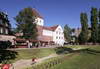 Zamek w Gliwicach - fot. ZeroJeden, IX 2004