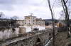 Zamek w Goli Dzierżoniowskiej - Widok od wschodu, fot. ZeroJeden, IV 2003