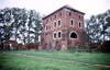 Zamek w Gołańczy - fot. JAPCOK, X 2002