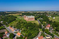 Zamek w Golubiu-Dobrzyniu - Zdjęcie lotnicze, fot. ZeroJeden, VII 2020