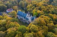 Zamek w Sobótce-Górce - Zdjęcie lotnicze, fot. ZeroJeden, X 2019