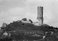 Iłża - Zamek w Iłży na zdjęciu Henryka Poddębskiego z lat 1918-39