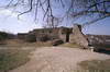 Zamek w Iłży - Pozostałości podzamcza, fot. ZeroJeden, IV 2005