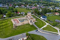 Zamek w Inowłodzu - Widok z lotu ptaka, fot. ZeroJeden, V 2020