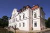 Zamek w Kamieńcu Śląskim - Południowa elewacja pałacu, fot. ZeroJeden, IX 2004