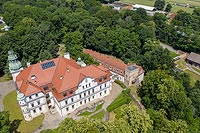 Zamek w Kamieńcu Śląskim - Zdjęcie lotnicze, fot. ZeroJeden, VI 2020