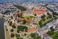 Kraków - Widok zamku na zdjęciu lotniczym, fot. ZeroJeden, VI 2019