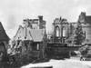 Zamek w Malborku - Ruiny zamku po zniszczeniach z drugiej wojny światowej  [<a href=/bibl_ksiazka.php?idksiazki=196&wielkosc_okna=d onclick='ksiazka(196);return false;'>źródło</a>]