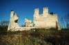 Zamek w Mokrsku Górnym - Widok od południowego-wschodu, fot. ZeroJeden, IV 2007