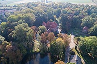 Zamek w Oporowie - Zdjęcie lotnicze, fot. ZeroJeden, X 2018