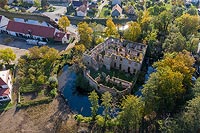 Zamek w Pankowie - Zdjęcie lotnicze, fot. ZeroJeden, X 2019