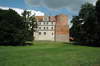Zamek w Pęzinie - fot. ZeroJeden, VII 2005