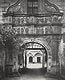 Płakowice - Portal bramy na fotografii Edera z 1925 roku