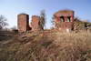 Zamek w Pokrzywnie - fot. ZeroJeden, IV 2005