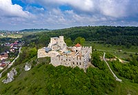 Zamek w Rabsztynie - Widok z lotu ptaka, fot. ZeroJeden, V 2020