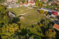 Zamek w Rogowie Sobóckim - Zdjęcie lotnicze, fot. ZeroJeden, X 2019