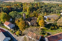 Zamek w Rudnicy - Zamek na zdjęciu lotniczym, fot. ZeroJeden, X 2020