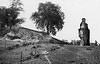 Rytwiany - Ruiny zamku w Rytwianach na zdjęciu z okresu międzywojennego