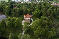 Zamek w Rzemieniu - Zdjęcie lotnicze, fot. ZeroJeden, V 2023