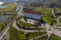 Zamek w Sandomierzu - Zdjęcie lotnicze, fot. ZeroJeden, IV 2021