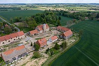 Zamek w Siemisławicach - Zdjęcie z lotu ptaka, fot. ZeroJeden, V 2020