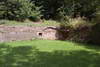 Zamek w Sieniawie - Mury bastionu, fot. ZeroJeden, VIII 2001