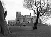 Siewierz - Zamek w Siewierzu na zdjęciu A.Pieńki z okresu międzywojennego