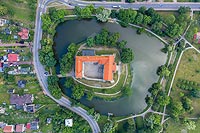 Zamek w Szydłowcu - Widok zamku na zdjęciu lotniczym, fot. ZeroJeden, VI 2019