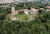 Zamek w Toszku - Widok z lotu ptaka, fot. ZeroJeden, VII 2018