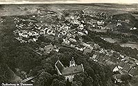 Zamek w Złocieńcu - Zamek w Złocieńcu na zdjęciu lotniczym z lat 30. XX wieku
